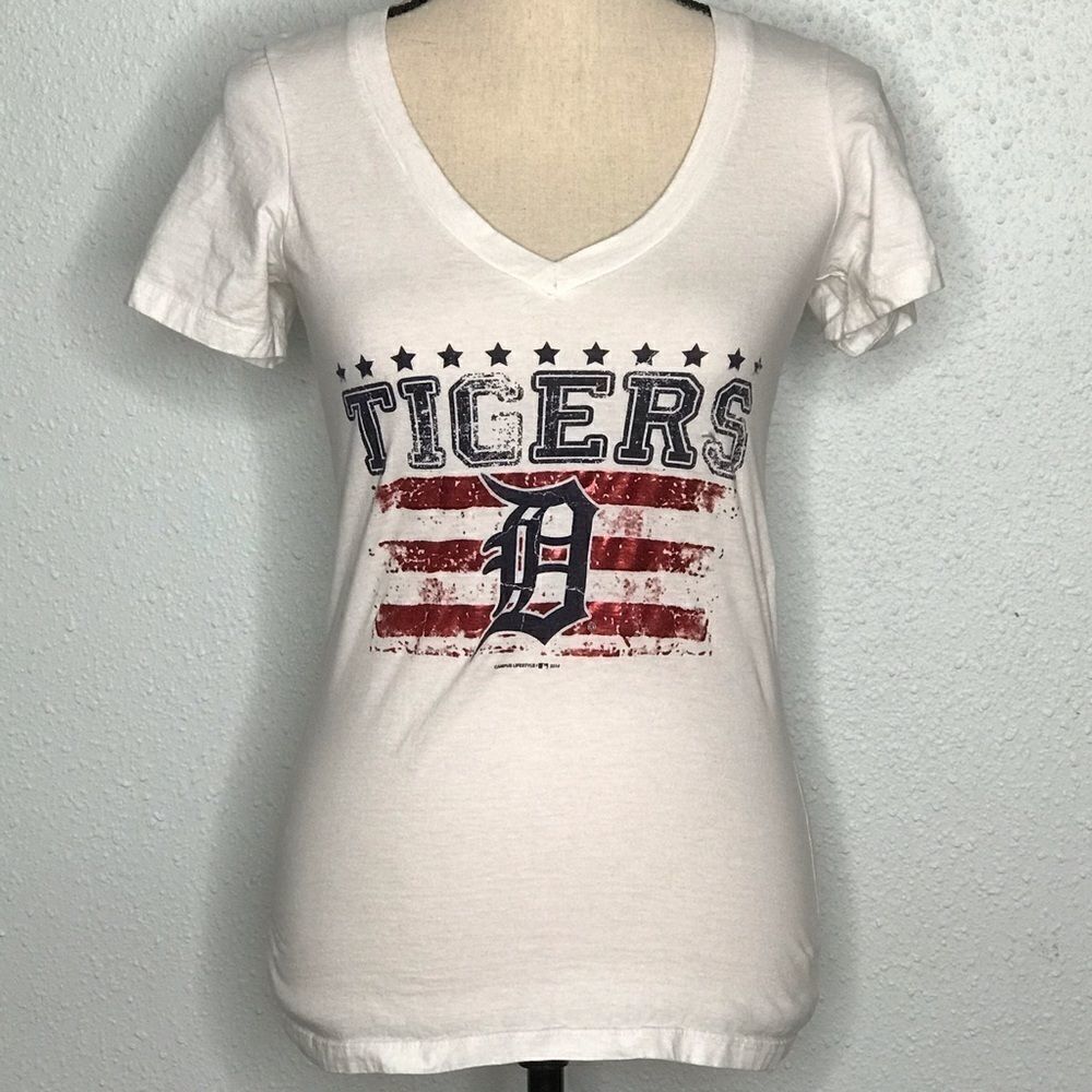 Women’s Fitted Detroit Tigers T-shirt